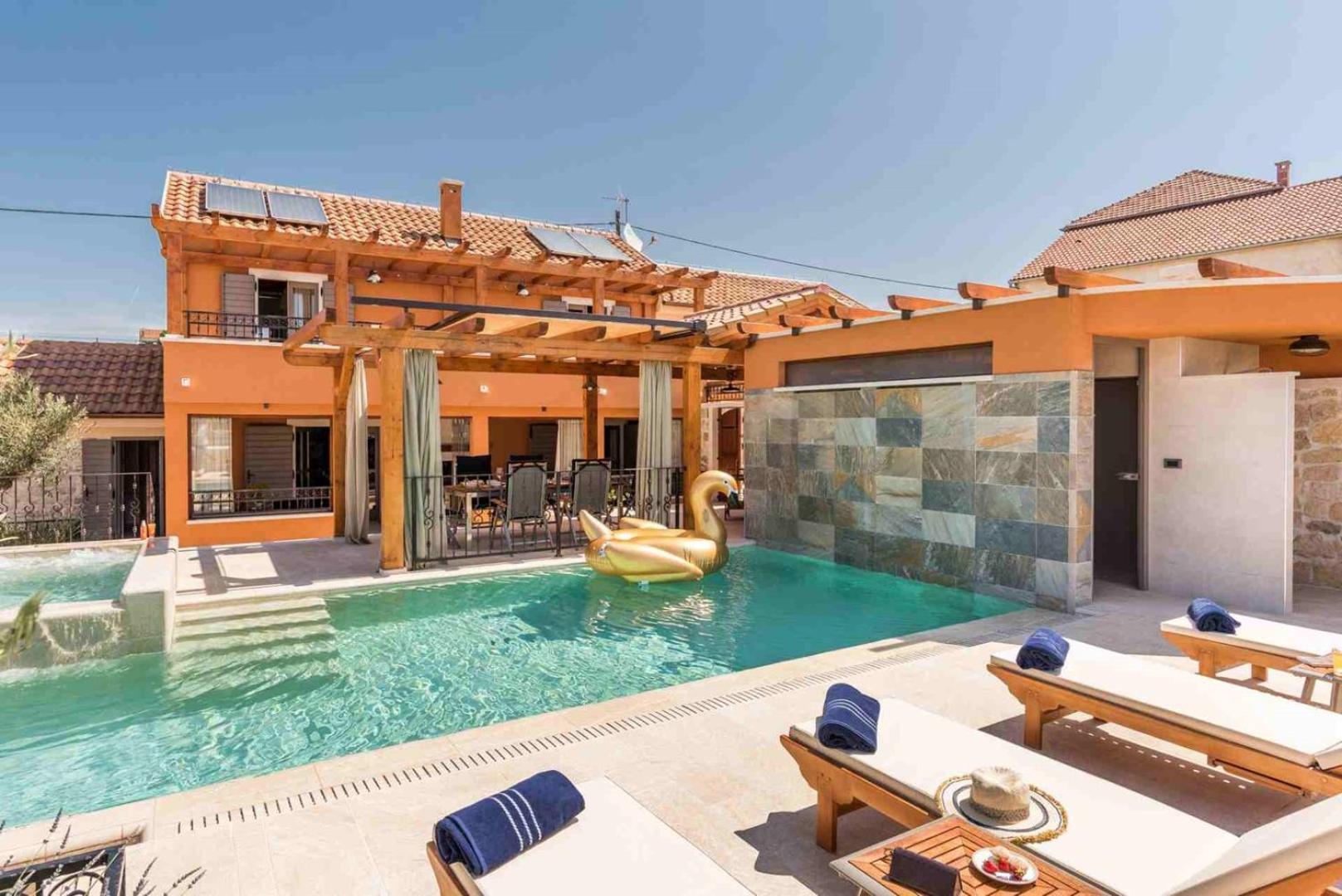 Luxury Villa Finessa Skradin 1 With Heated Pool, Jacuzzi And Sauna Eksteriør billede