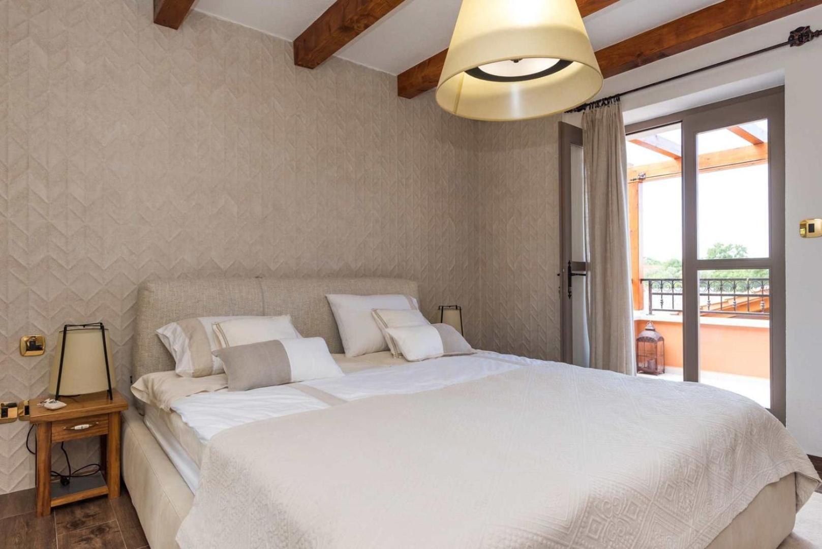 Luxury Villa Finessa Skradin 1 With Heated Pool, Jacuzzi And Sauna Eksteriør billede